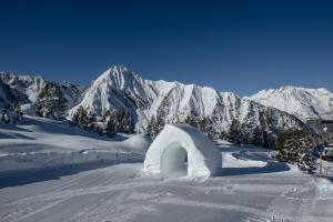 Hotel Riedl im Zillertal semasa musim sejuk
