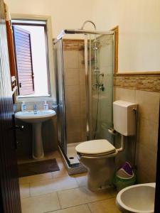 Ένα μπάνιο στο VILLA Vela