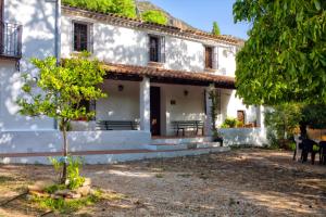 The building in which the holiday home is located