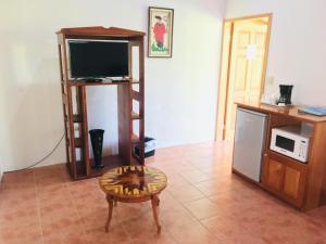 Cucina o angolo cottura di The Log Cab-Inn