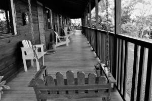 Balcone o terrazza di The Log Cab-Inn