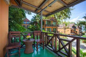 Balcone o terrazza di Phi Phi Long Beach Resort & Villa
