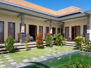 Bazén v ubytování Cantika Guest House nebo v jeho okolí
