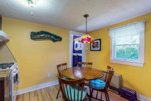 Gallery image of Vineyard Haven in Oak Bluffs +17 photos