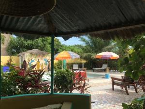 Mango Lodge Gambia tesisinde veya buraya yakın yüzme havuzu