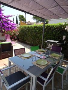 Fotografie z fotogalerie ubytování Rez de Jardin près plage Riells L'Escala v destinaci L'Escala