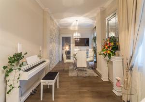 Χώρος καθιστικού στο APARTINO - Luxury View - Self Check-In