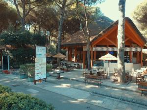 Nhà hàng/khu ăn uống khác tại Spacious bungalow with two bathrooms on the Adriatic coast