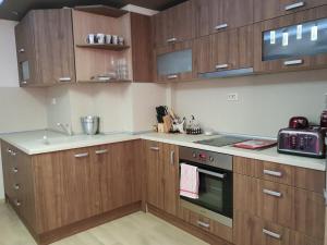 Η κουζίνα ή μικρή κουζίνα στο Luxury Two Bedroom Flat +54 φωτογραφίες