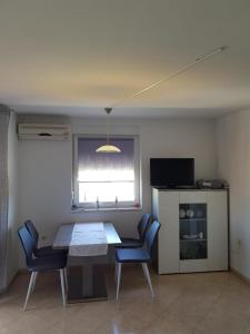 Zdjęcie z galerii obiektu Apartment Milaja w mieście Ližnjan