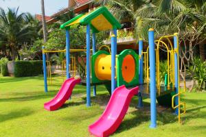 Ein Kinderspielbereich in der Unterkunft Phangan Bayshore Resort Koh Phangan