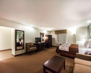 Istumisnurk majutusasutuses Sleep Inn & Suites Edmond near University