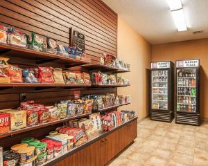 a grocery store filled with lots of different types of food at Comfort Suites Redmond Airport in Redmond