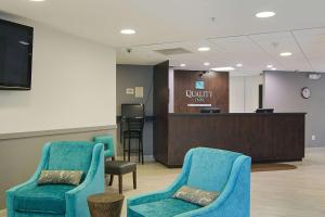 TV a/nebo společenská místnost v ubytování Quality Inn Seaside