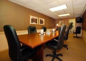 Gallery image of Quality Inn Pittsburgh Airport in Oakdale