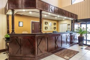Lobby o reception area sa Comfort Inn & Suites FtJackson Maingate