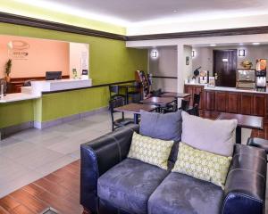 Køkken eller tekøkken på Econo Lodge Inn & Suites Shelbyville