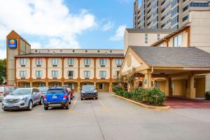 Gallery image of Comfort Inn & Suites Love Field-Dallas Market Center in Dallas