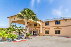 Gallery image of Econo Lodge Inn & Suites Corpus Christi in Corpus Christi