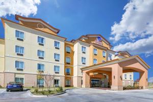 Photo de la galerie de l'établissement Comfort Suites Lake Worth, à Fort Worth