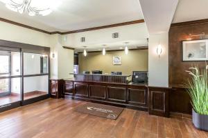 Lobby o reception area sa Sleep Inn & Suites Bush Intercontinental - IAH East