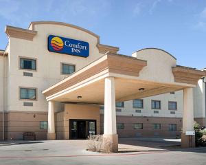 Fotografie z fotogalerie ubytování Comfort Inn I-20 Midland Stanton v destinaci Stanton