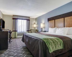 Кровать или кровати в номере Comfort Inn & Suites I-10 Airport