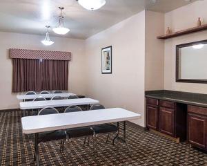 Fotografie z fotogalerie ubytování Comfort Inn I-20 Midland Stanton v destinaci Stanton