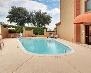 Gallery image of Comfort Inn Grapevine Near DFW Airport in Grapevine