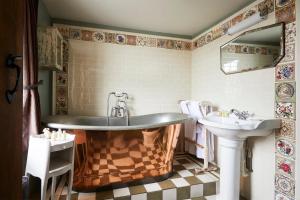 A bathroom at The Bell in Ticehurst 