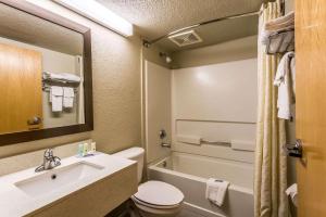 Koupelna v ubytování Quality Inn & Suites West El Paso I-10