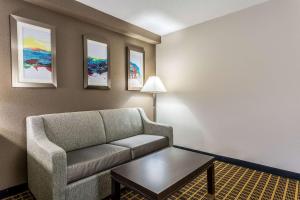 Posezení v ubytování Quality Inn & Suites West El Paso I-10