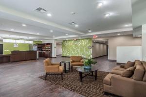 Lobby/Rezeption in der Unterkunft Sleep Inn & Suites College Station