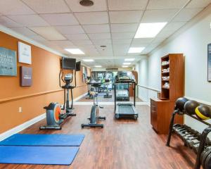 Fitness center at/o fitness facilities sa Comfort Suites Inn at Ridgewood Farm