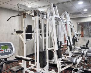 Fitness centrum a/nebo fitness zařízení v ubytování Comfort Inn Ruther Glen near Kings Dominion