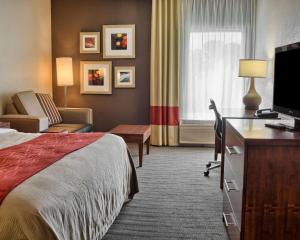 Postel nebo postele na pokoji v ubytování Comfort Inn Ruther Glen near Kings Dominion