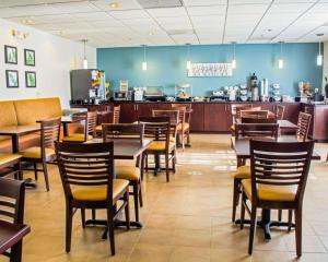 Ресторан / где поесть в Sleep Inn & Suites Monticello