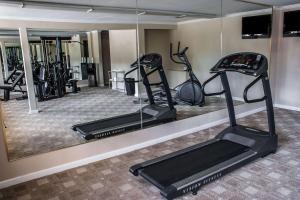 Centrum fitness w obiekcie Quality Inn & Suites Fife Seattle