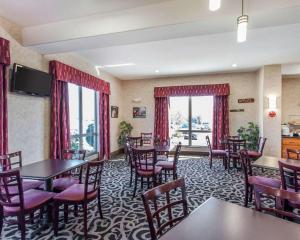 Restaurant o un lloc per menjar a Comfort Suites Wenatchee Gateway