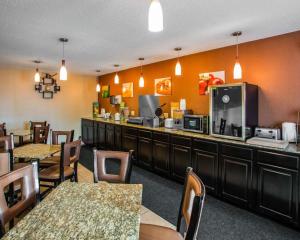 Gallery image of Quality Inn Central Wisconsin Airport in Mosinee