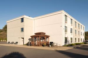 Photo de la galerie de l'établissement Sleep Inn & Suites Cross Lanes - South Charleston, à Cross Lanes