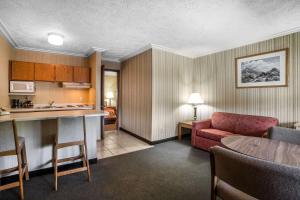 Gallery image of Rodeway Inn Pronghorn Lodge in Lander