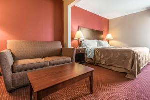 Fotografie z fotogalerie ubytování Quality Inn & Suites Lawrenceburg v destinaci Lawrenceburg