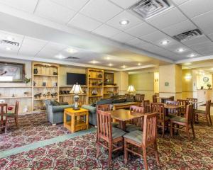 Restaurant o un lloc per menjar a Comfort Inn & Suites Rawlins