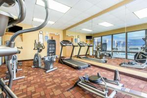 Quality Inn & Suites tesisinde fitness merkezi ve/veya fitness olanakları