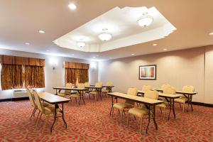 Restoran ili drugo mesto za obedovanje u objektu Comfort Suites Sulphur-Lake Charles