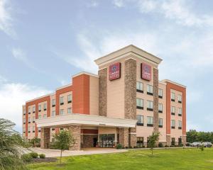 une représentation de l'avant d'un hôtel dans l'établissement Comfort Suites Bossier City - Shreveport East, à Bossier City