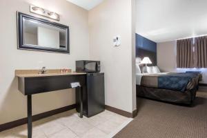 Econo Lodge Sudbury