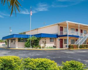 Imagen de la galería de Rodeway Inn Fort Pierce I-95, en Fort Pierce