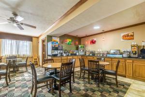 Εστιατόριο ή άλλο μέρος για φαγητό στο Quality Inn I-74 Batesville